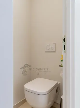 Roquille Direct Access Villa *