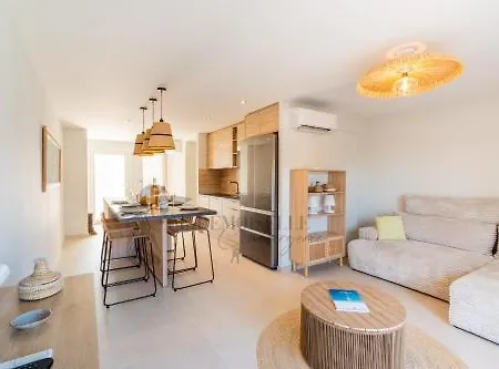 Roquille Direct Access Villa *